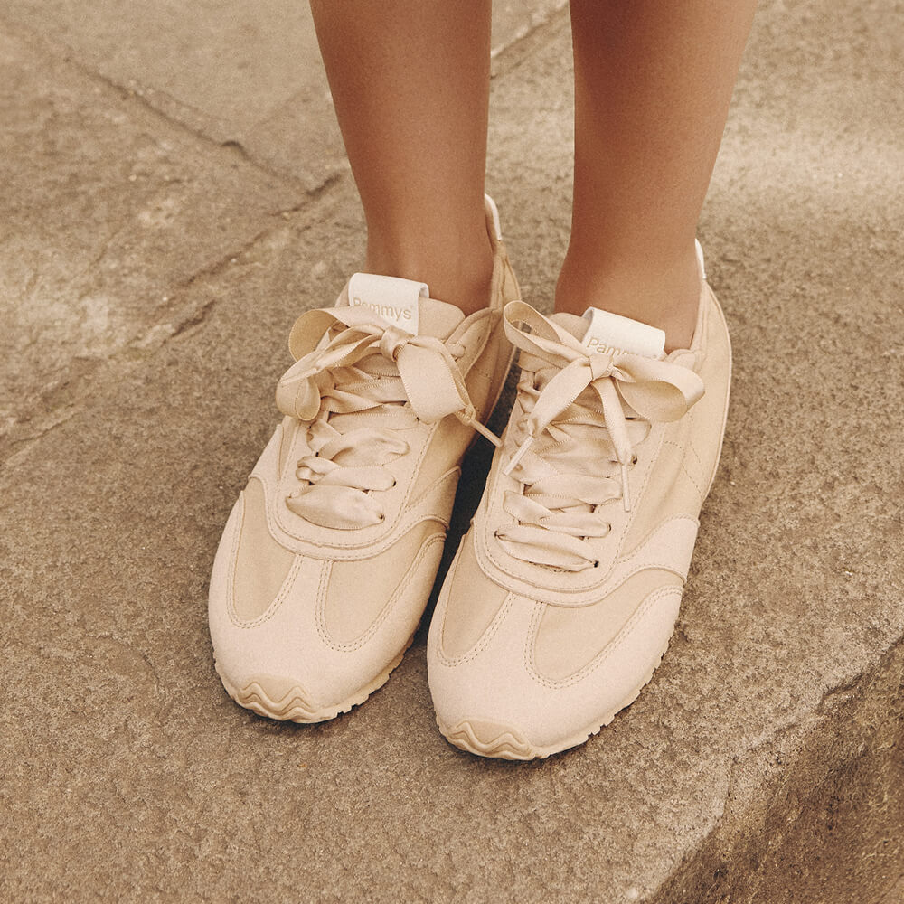 City Frame Sneaker - Image 23
