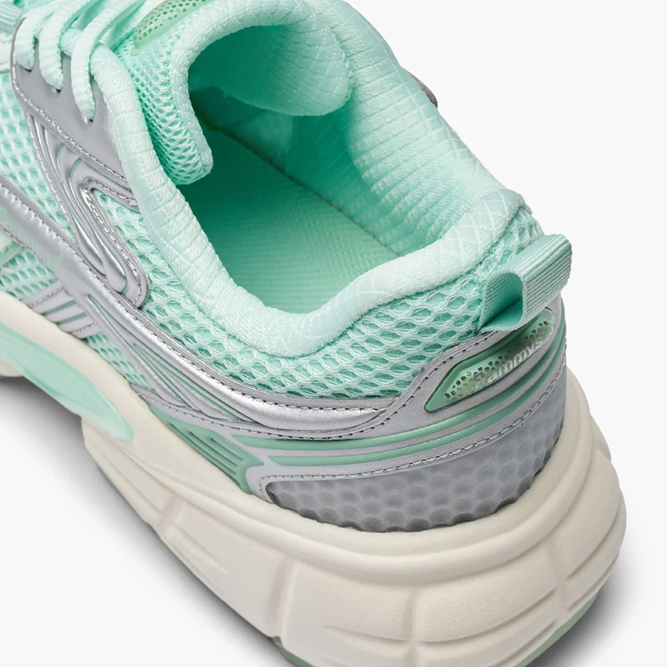 Retro Sneaker 2.0 - Image 10