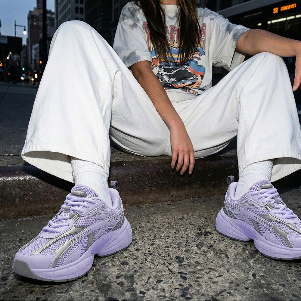 Retro Sneaker 2.0 - Image 38