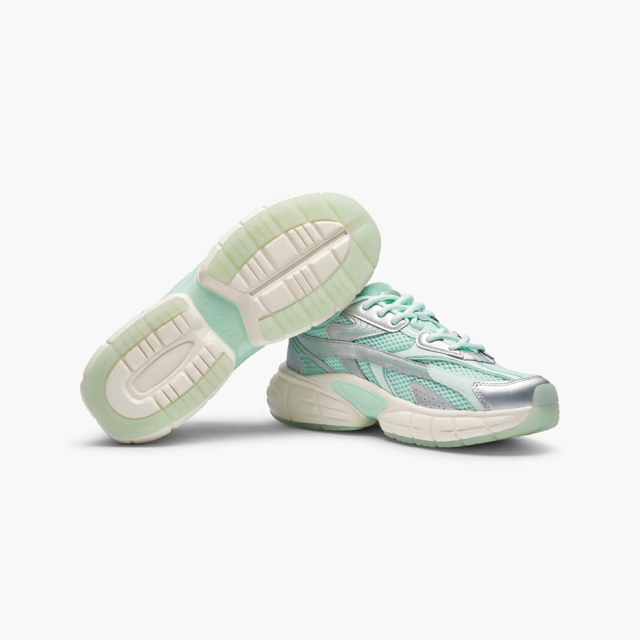 Retro Sneaker 2.0 - Image 4