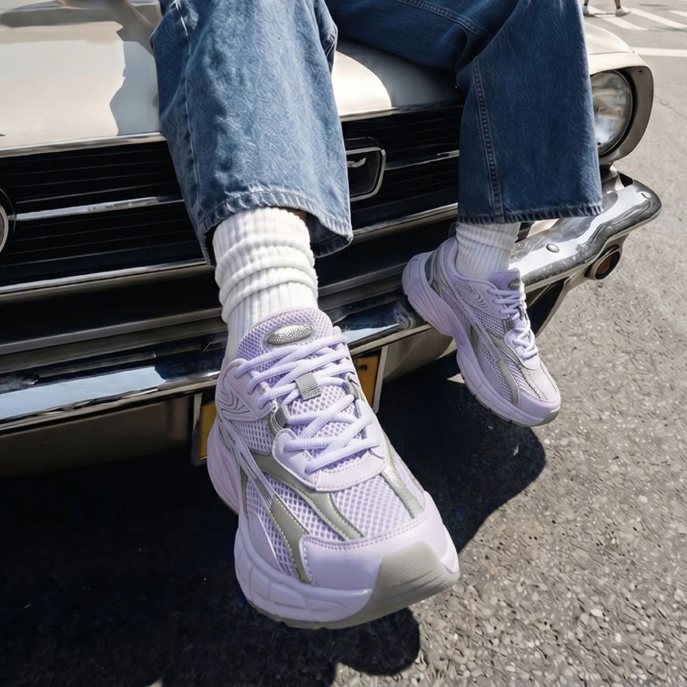 Retro Sneaker 2.0 - Image 40