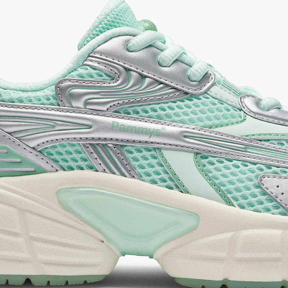 Retro Sneaker 2.0 - Image 8